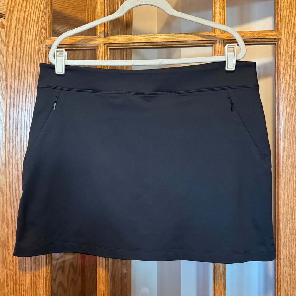 EUC TOMMY BAHAMA SZ L AUBREY ISLAND ZONE SKORT SKIRT BLACK ATHLEISURE WEAR LARGE